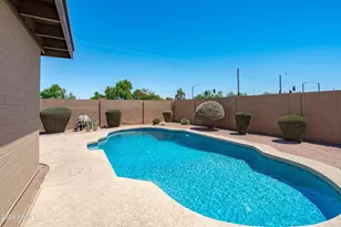 2809 S Pennington, Mesa, AZ 85202 - Photo 34