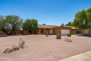2809 S Pennington, Mesa, AZ 85202 - Photo 4