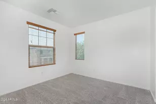2261 S Ponderosa Dr, Gilbert, AZ 85295 - Photo 22