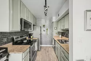 3500 N Hayden Rd, Scottsdale, AZ 85251 - Photo 14