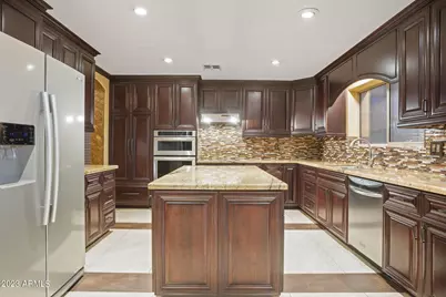 7775 N 52nd Drive, Glendale, AZ 85301 - Photo 10