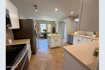 649 W Viola Street, Casa Grande, AZ 85122 - Photo 10