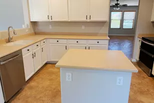 649 W Viola St, Casa Grande, AZ 85122 - Photo 8