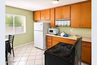 3514 W Stella Lane, Phoenix, AZ 85019 - Photo 2