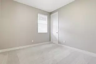 1069 W Haynes Way, Apache Junction, AZ 85120 - Photo 10