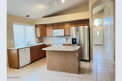 6375 W Adobe Drive, Glendale, AZ 85308 - Photo 8
