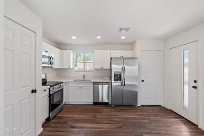 4037 S 12th Street #110, Phoenix, AZ 85040 - Photo 14