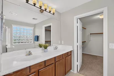 589 W Hereford Drive, San Tan Valley, AZ 85143 - Photo 18