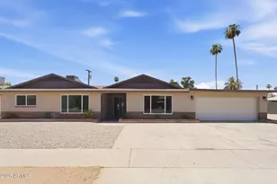 2617 W Lawrence Rd, Phoenix, AZ 85017 - Photo 1