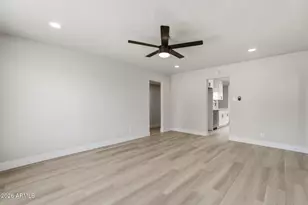2617 W Lawrence Rd, Phoenix, AZ 85017 - Photo 20