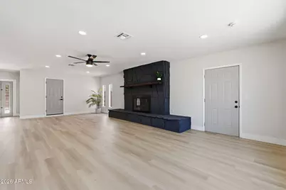 2617 W Lawrence Road, Phoenix, AZ 85017 - Photo 12