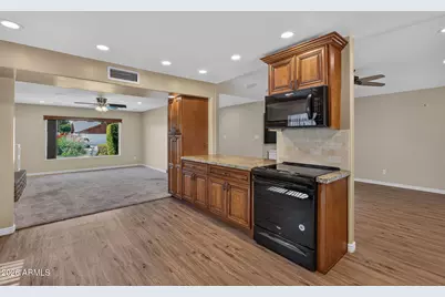 4548 W Echo Lane, Glendale, AZ 85302 - Photo 16