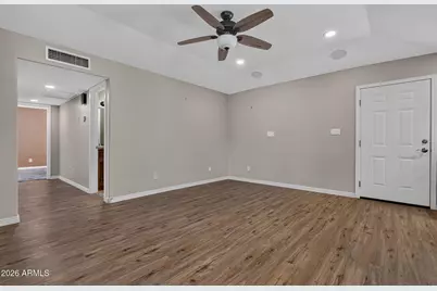 4548 W Echo Lane, Glendale, AZ 85302 - Photo 12