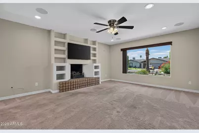 4548 W Echo Lane, Glendale, AZ 85302 - Photo 10