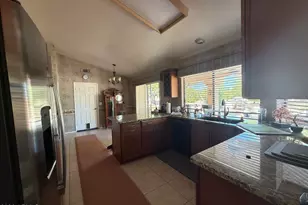 9418 W Tonto Ln, Peoria, AZ 85382 - Photo 8