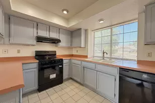 8062 N 109th Dr, Peoria, AZ 85345 - Photo 12