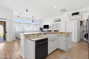 7329 N 82nd Ave, Glendale, AZ 85303 - Photo 6