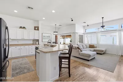 7329 N 82nd Avenue, Glendale, AZ 85303 - Photo 4