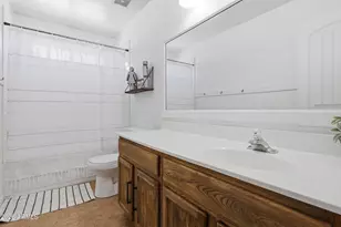 7329 N 82nd Ave, Glendale, AZ 85303 - Photo 20