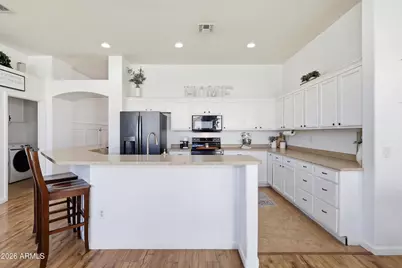 7329 N 82nd Avenue, Glendale, AZ 85303 - Photo 8