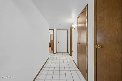 9929 W Hutton Drive, Sun City, AZ 85351 - Photo 6