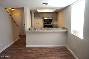 12245 N 21st Ave, Phoenix, AZ 85029 - Photo 2