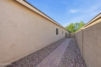 21359 W Alvarado Road, Buckeye, AZ 85396 - Photo 20