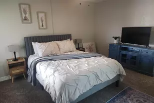 1865 E Broadway Rd, Tempe, AZ 85282 - Photo 10