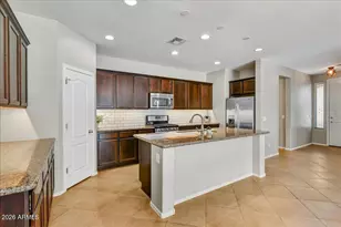 12026 W Tether Trl, Peoria, AZ 85383 - Photo 8