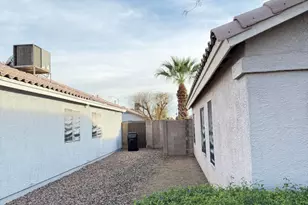 5033 E Colby St, Mesa, AZ 85205 - Photo 14