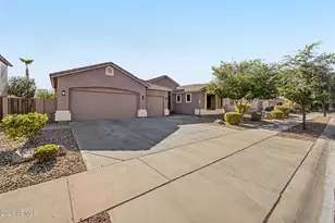11806 N 142nd Dr., Surprise, AZ 85379 - Photo 2