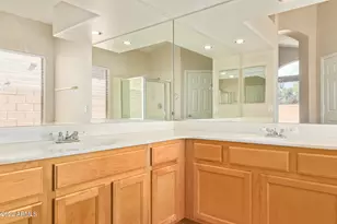 962 W Desert Broom Ct, Chandler, AZ 85248 - Photo 32
