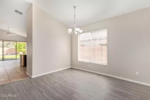 962 W Desert Broom Ct, Chandler, AZ 85248 - Photo 8