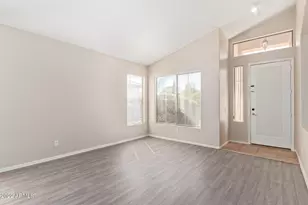 962 W Desert Broom Ct, Chandler, AZ 85248 - Photo 6
