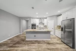 19530 N 260th Dr, Buckeye, AZ 85396 - Photo 4