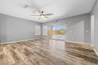19530 N 260th Drive, Buckeye, AZ 85396 - Photo 10