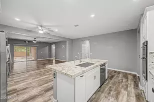 19530 N 260th Dr, Buckeye, AZ 85396 - Photo 12