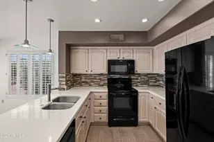 14817 W Heritage Dr, Sun City West, AZ 85375 - Photo 2