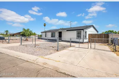 2547 E Tonto Lane, Phoenix, AZ 85050 - Photo 2