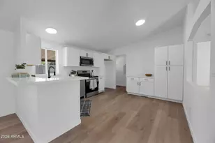 2547 E Tonto Ln, Phoenix, AZ 85050 - Photo 8
