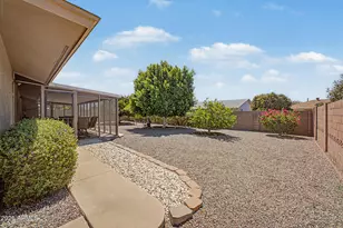 10741 W Tropicana Cir, Sun City, AZ 85351 - Photo 38