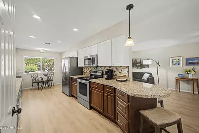 10741 W Tropicana Circle, Sun City, AZ 85351 - Photo 2