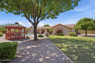 4561 E Enrose St, Mesa, AZ 85205 - Photo 48