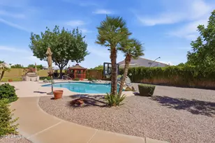 4561 E Enrose St, Mesa, AZ 85205 - Photo 54