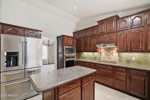 4561 E Enrose St, Mesa, AZ 85205 - Photo 16
