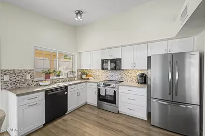 4711 E Piedmont Road, Phoenix, AZ 85044 - Photo 10