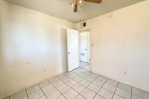 2232 E Burgess Ln, Phoenix, AZ 85042 - Photo 8