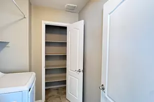 1077 S Reber Ave, Gilbert, AZ 85296 - Photo 10