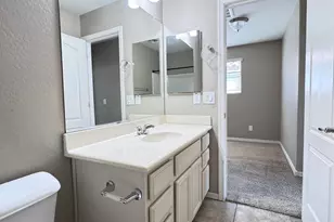 1077 S Reber Ave, Gilbert, AZ 85296 - Photo 8