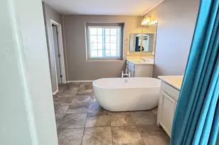 1077 S Reber Ave, Gilbert, AZ 85296 - Photo 18